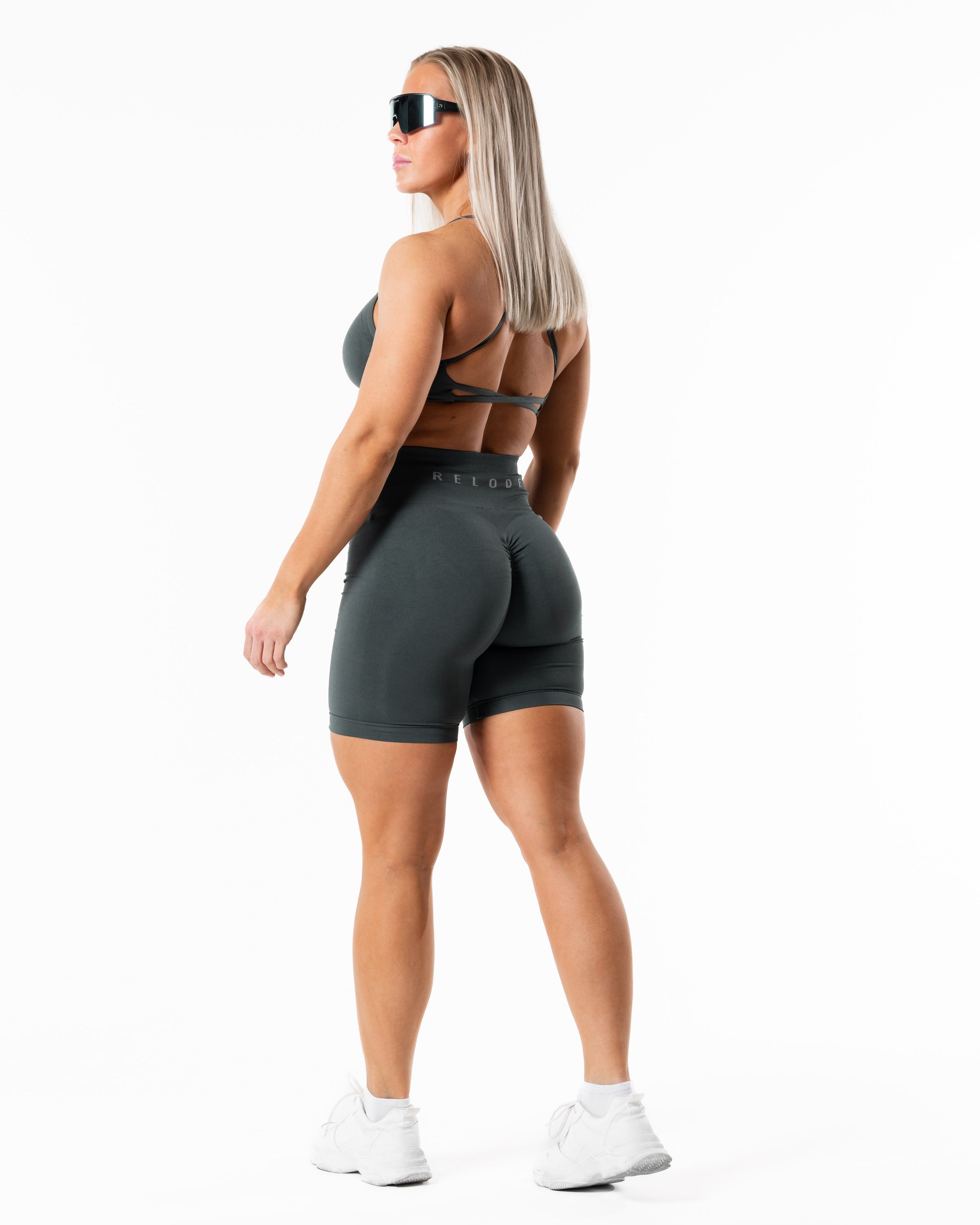 Prime Scrunch Shorts 7.5" - Dusty Green