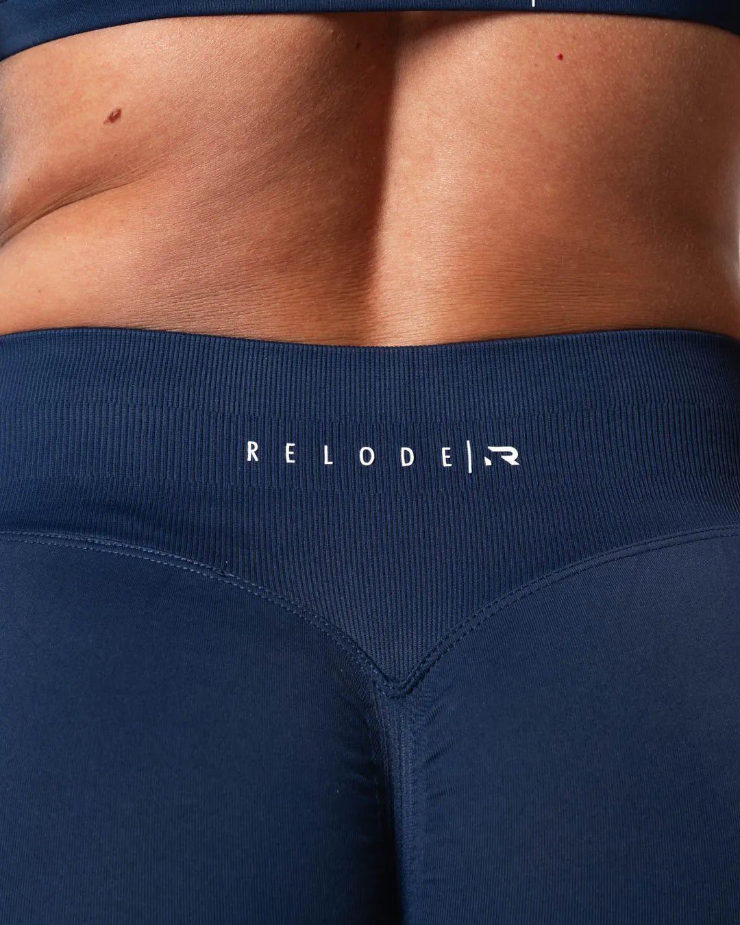 Aura Seamless Scrunch Tights - Midnight Blue