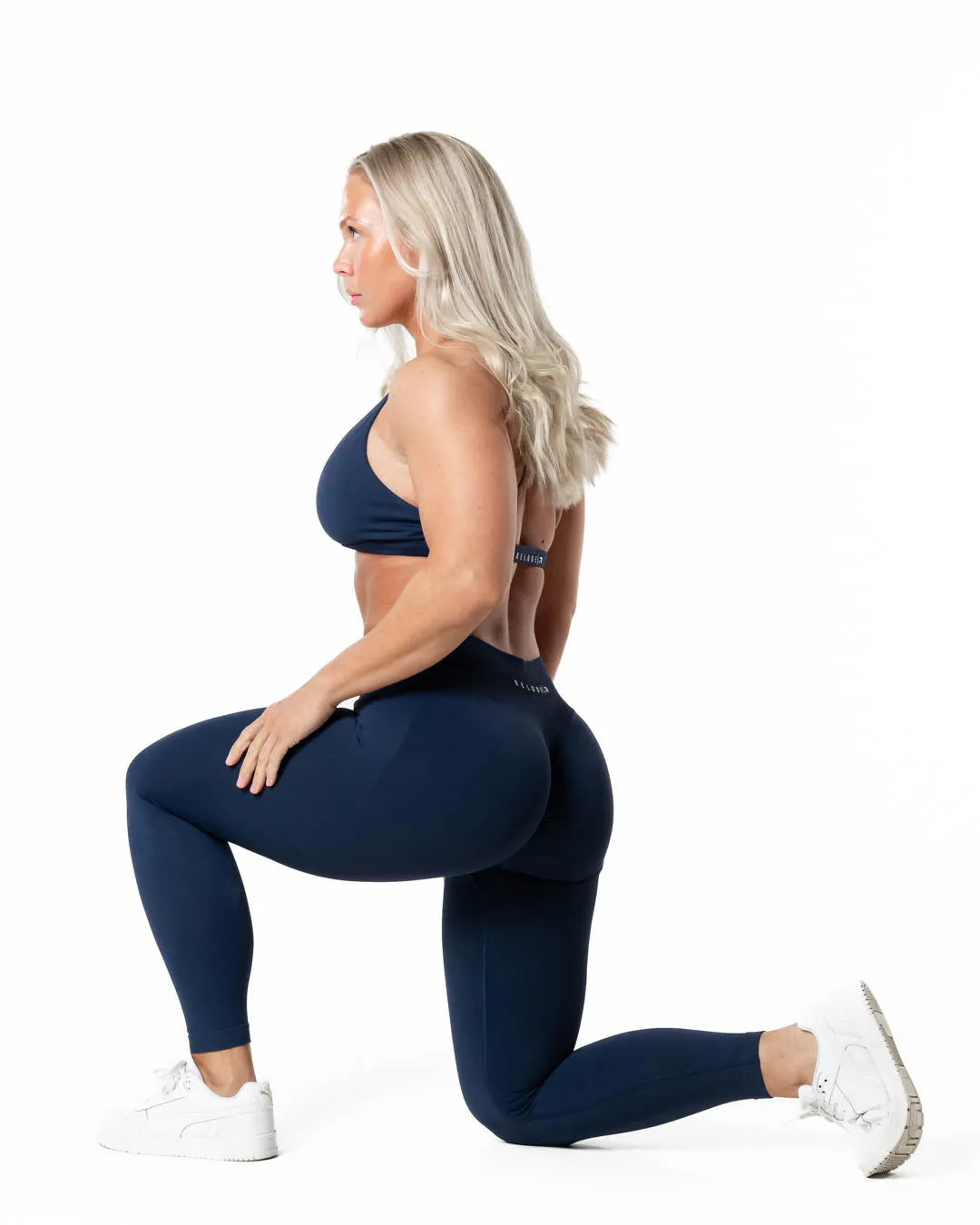 Aura Seamless Scrunch Tights - Midnight Blue