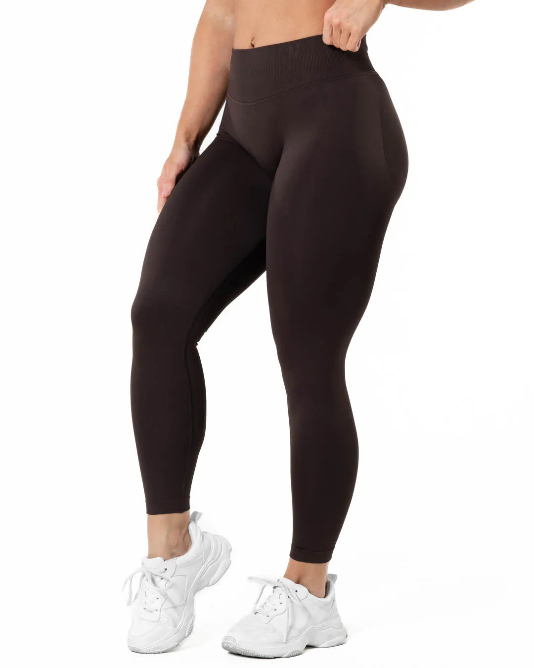 Aura Seamless Scrunch Tights - Brown