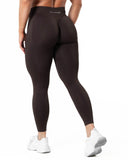 Aura Seamless Scrunch Tights - Espresso brown