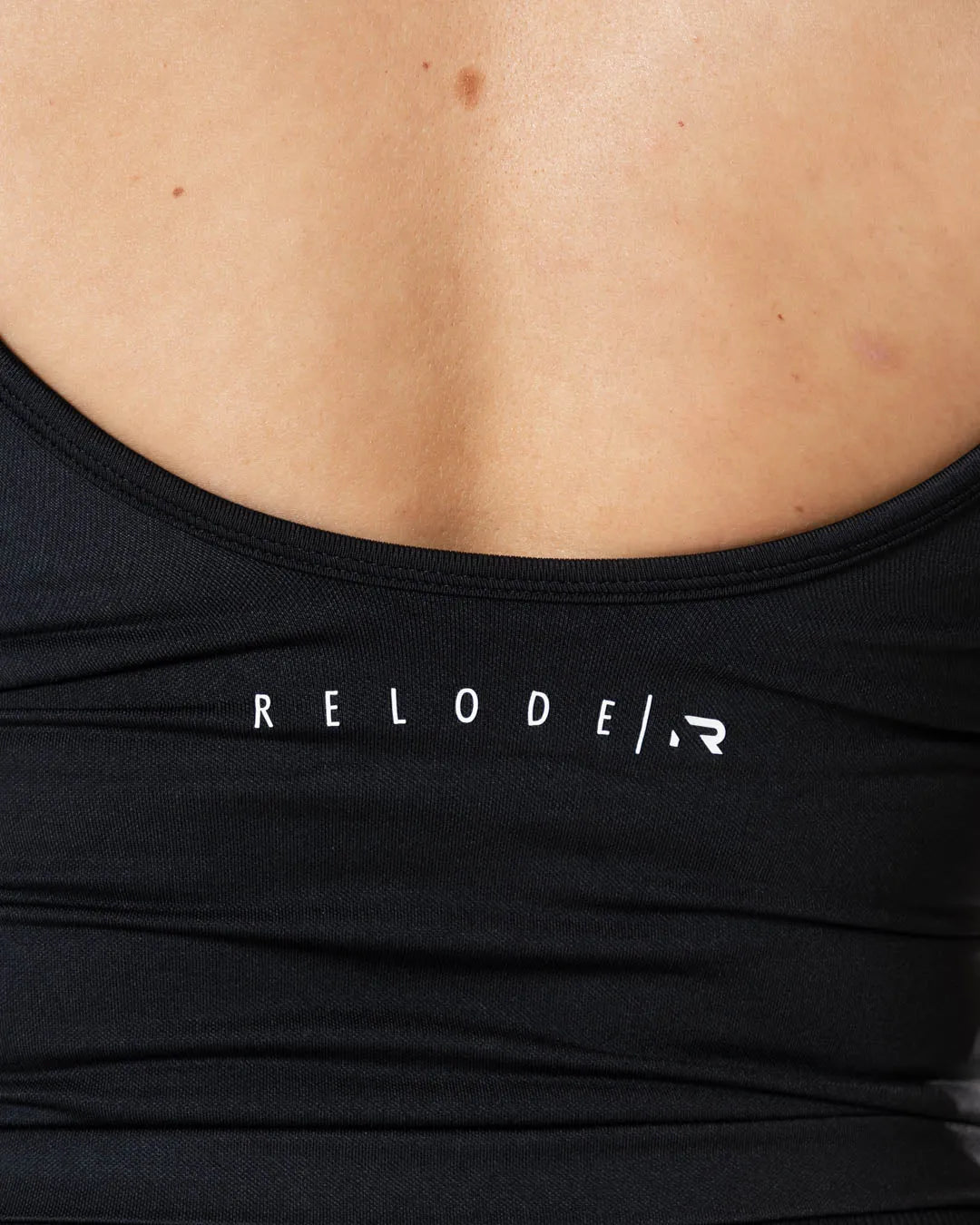 Hybrid Seamless Tank Top - Jet Black