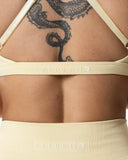 Aura Seamless Sports Bra - Gul