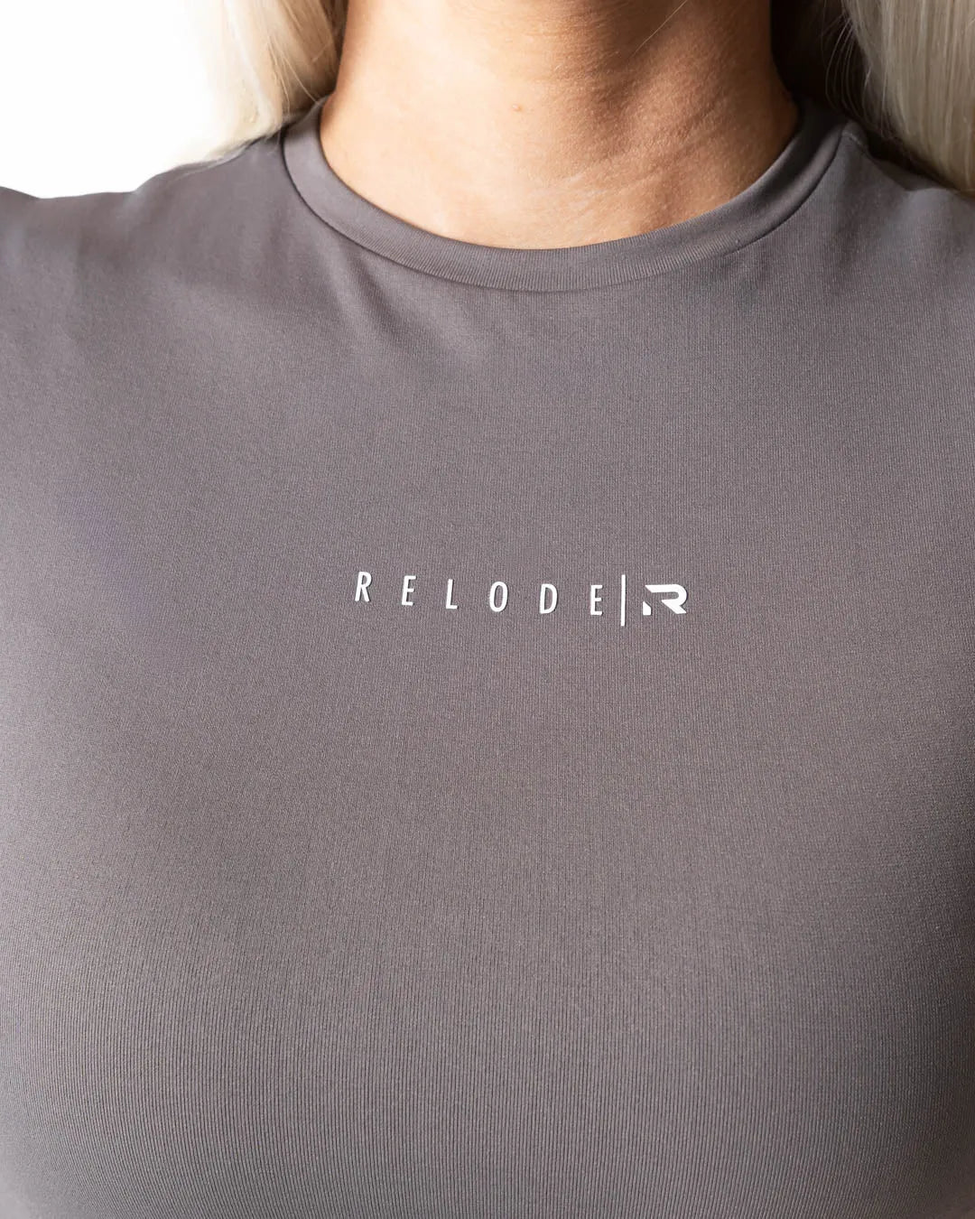 Aura Seamless T-shirt - Earth Grey