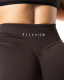 Aura Seamless Scrunch Shorts - Brown