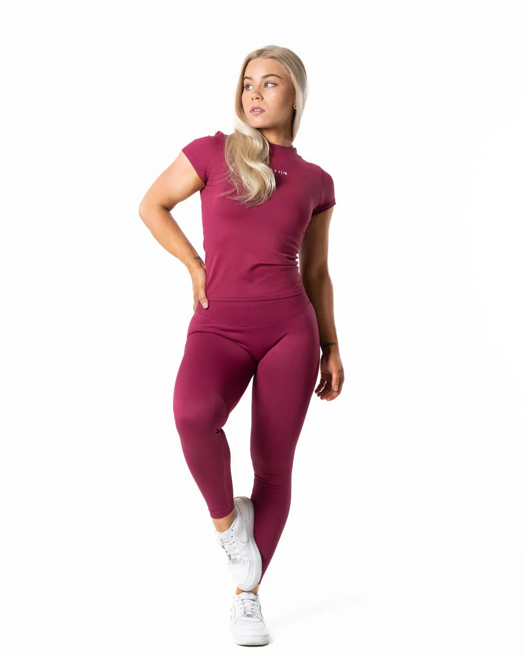 Aura Seamless T-shirt - Cherry