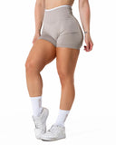 Hybrid Contrast Shorts - Dune